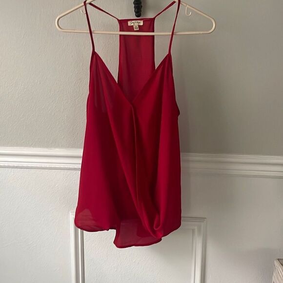 Lily White Tops - Lily white tank top ￼